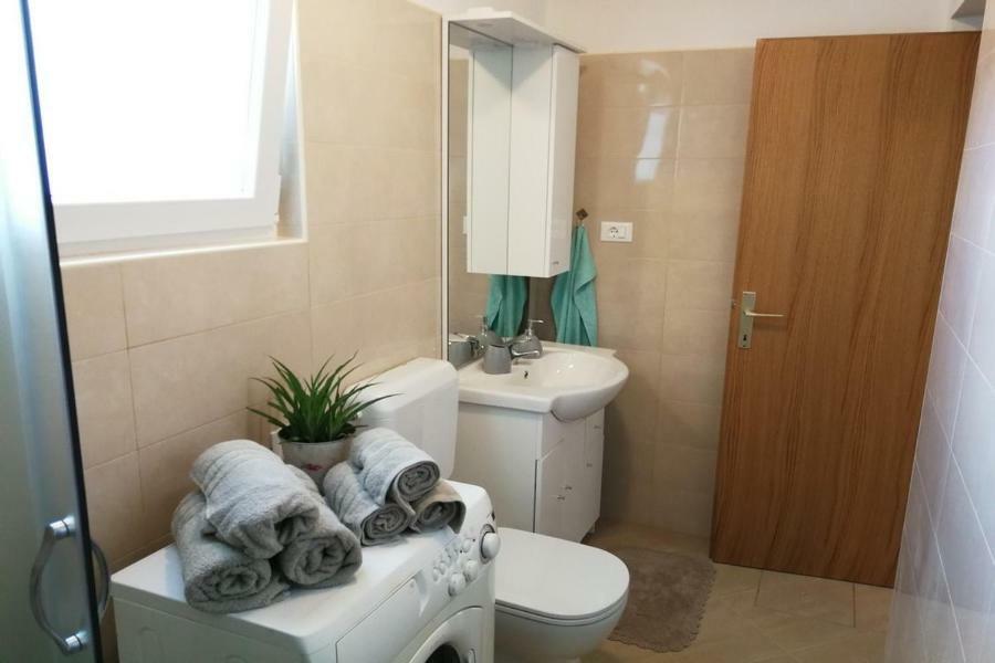 Apartment Norina Grožnjan Zewnętrze zdjęcie